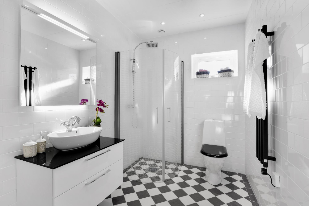 Bathroom Remodeling project in Windermere showing safe restoration steps